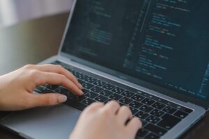 Webスクレイピングの副業事情！週1-3案件の探し方とおすすめのサイトを紹介